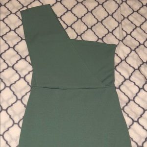 PRETTY LITTLE THING DRESS